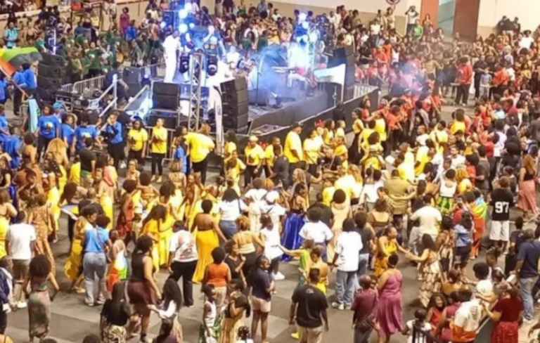 Festival Kabar Défilé
