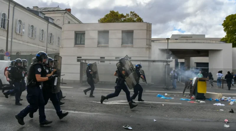 police lycées